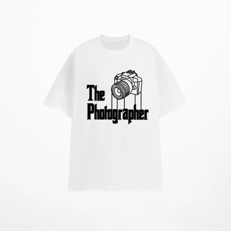 Photographer Print Element Men's T-Shirt, High-End Fashion Casual Short Sleeve Tee, Trendy Graphic Crew Neck Top for Men, Soft Cotton Blend Summer Streetwear, Unique Gift for Photography Lovers, Dad, Him