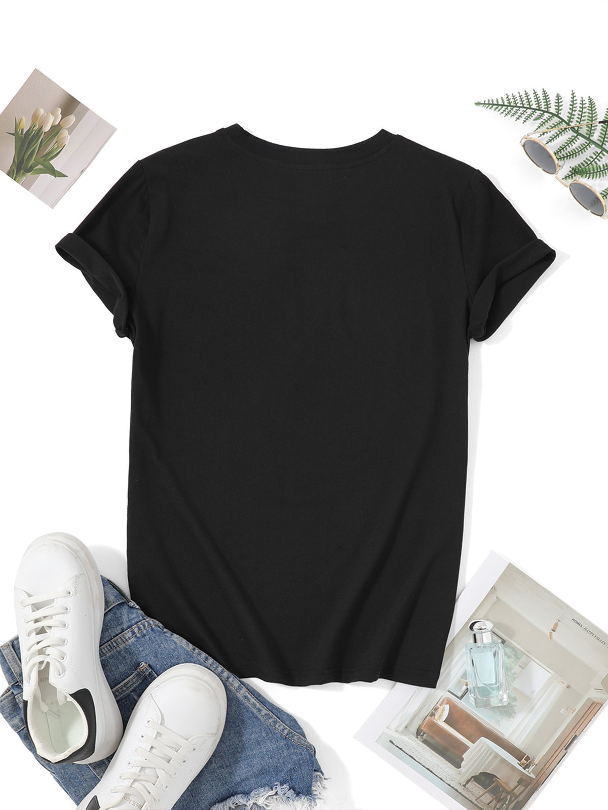 Christmas Classic Elements! Bowknot Christmas Tree Pattern T-Shirt - Women'S Casual Round Neck Short Sleeve Top, a Typical Combination of Christmas Decorative Elements, Perfect for Casual Outings, Holiday Gifts, And Gatherings with