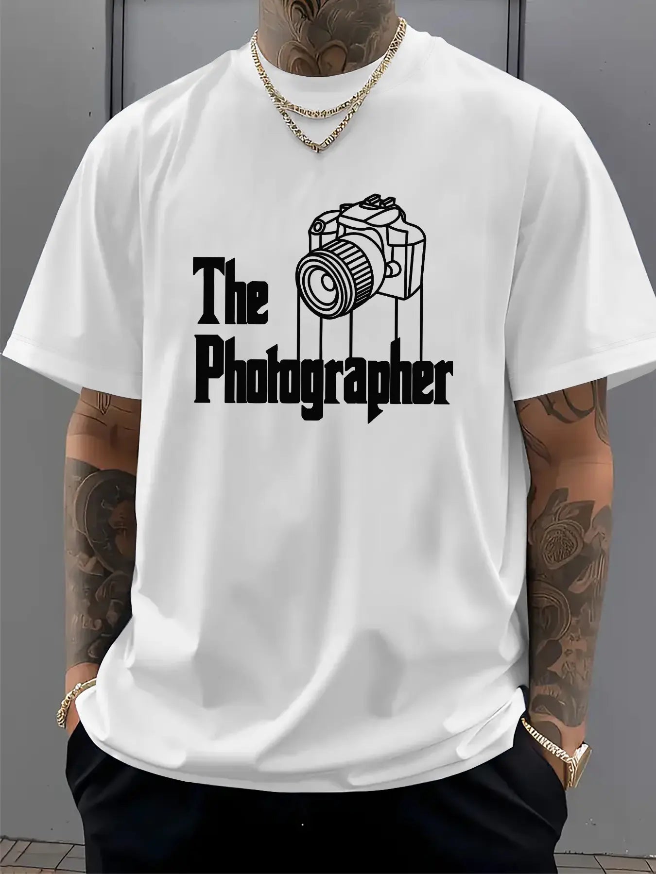 Photographer Print Element Men's T-Shirt, High-End Fashion Casual Short Sleeve Tee, Trendy Graphic Crew Neck Top for Men, Soft Cotton Blend Summer Streetwear, Unique Gift for Photography Lovers, Dad, Him