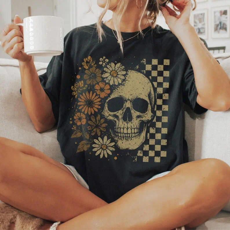 100% Cotton Boho Skull Graphic Tshirt - Fitted Short-Sleeve, Round Neck, Classic Long-Lasting Print, Figure-Flattering, Soft Fabric, Machine Washable, All Seasons Streetwear, Check Size Chart, Casual Sports Top