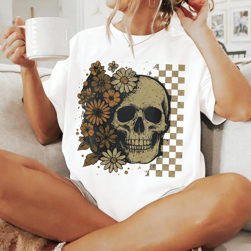100% Cotton Boho Skull Graphic Tshirt - Fitted Short-Sleeve, Round Neck, Classic Long-Lasting Print, Figure-Flattering, Soft Fabric, Machine Washable, All Seasons Streetwear, Check Size Chart, Casual Sports Top